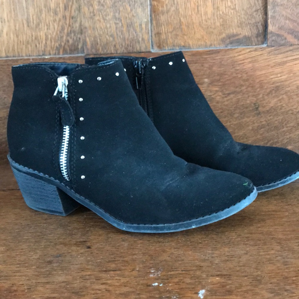 Girls size 3 black boots